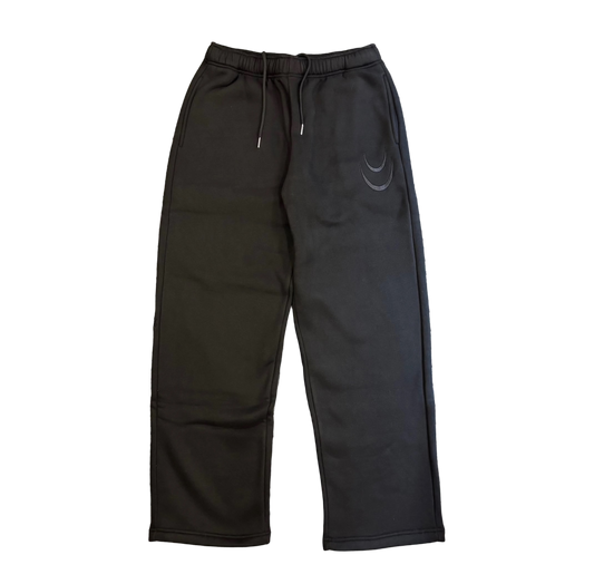 3x black sweatpants